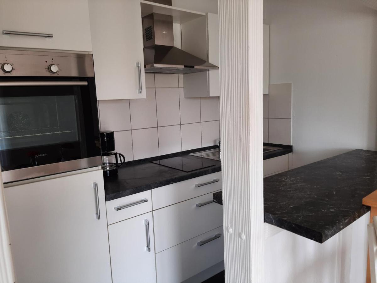 Moderne Wohnung Im Grunen Mit Schoner Terasse テットナング エクステリア 写真